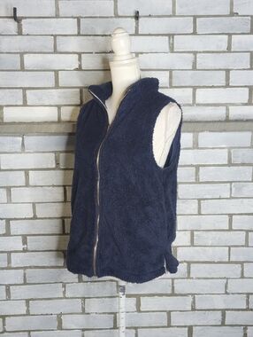 • NWT Umgee Women's Full Zip Up Soft Cozy Vest Size Small Blue Pockets